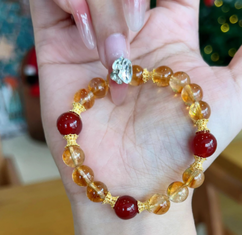 Natural yellow crystal yellow tower crystal bracelet, original design red agate bracelet, women's gift