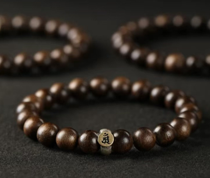 Natural agarwood bracelet, Snake Year zodiac year zodiac Buddha 925 silver Buddha bead Sandalwood bracelet