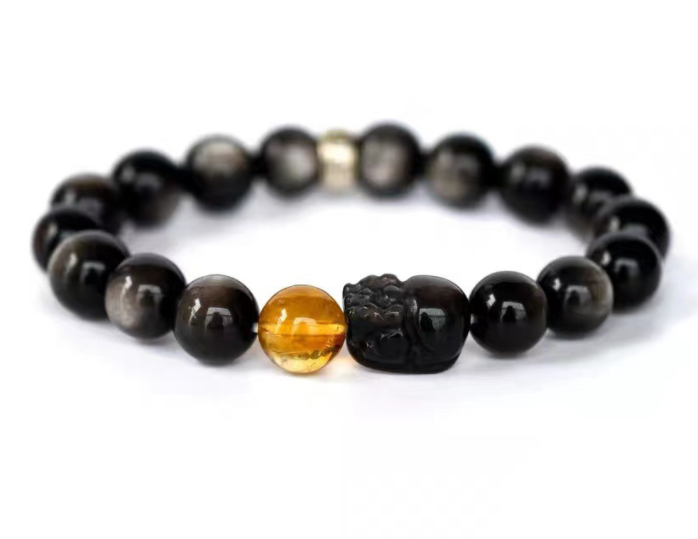 The PI Xiu Silver Obsidian bracelet with natural yellow crystal bracelet design is a couple's jewelry for giving as a gift