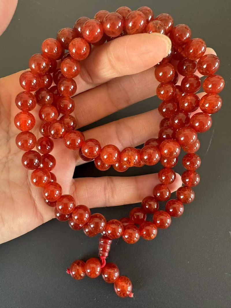 Wholesale of Natural Agate Tibetan-Style Red-Skinned Old Material Dragon Scale & Phoenix Blood Dzi Beads - 108-Bead Bracelets, Bodhi Accessories and Loose Beads in Bulk