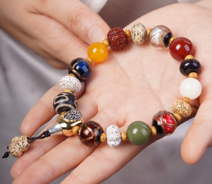 18-seed Multi-treasure Bead bracelet, Lingyin Buddhist Bead bracelet for men and women, red skin Vajra Star Moon agate multi-treasure prayer beads