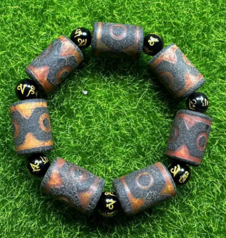 Wholesale of natural agate, Tibetan-style red skin old material agate bracelets, agate beads, Bodhi accessories, and loose beads