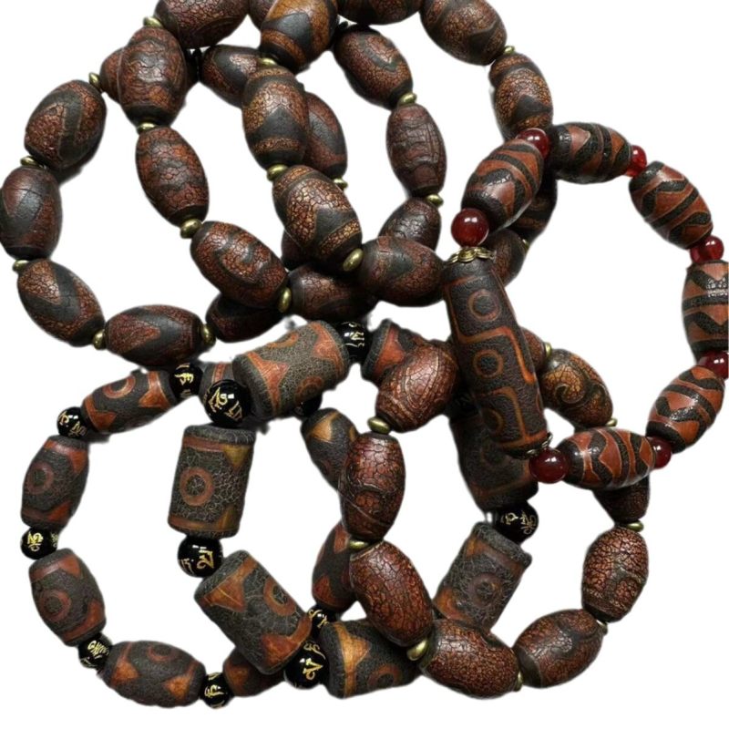 Wholesale of natural agate, Tibetan-style red skin old material agate bracelets, agate beads, Bodhi accessories, and loose beads