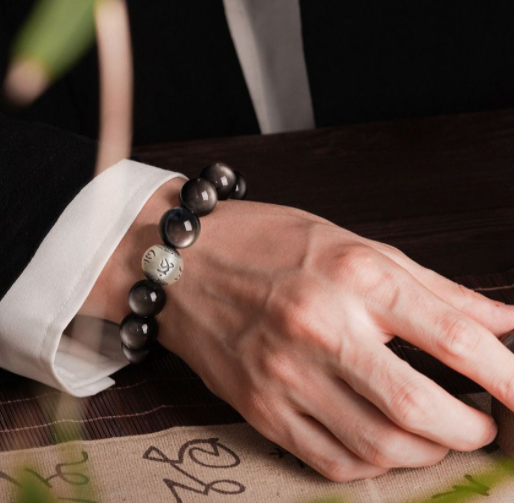 Cross-border obsidian bracelet for women, crystal and silver obsidian six-character motto for good luck and mood stability, men's Buddhist prayer beads