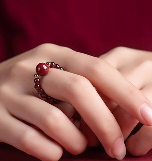 Original cinnabar bead ring, garnet index finger gold, PI Xiu ring tail, niche design ring, ancient style