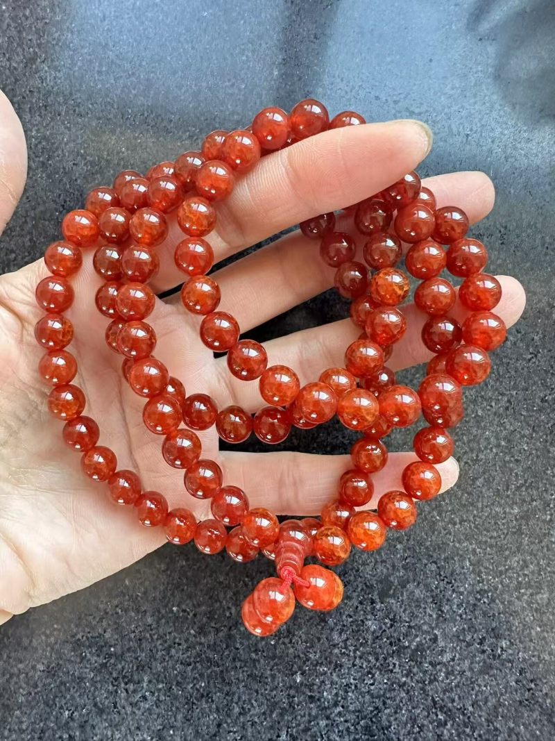 Wholesale of Natural Agate Tibetan-Style Red-Skinned Old Material Dragon Scale & Phoenix Blood Dzi Beads - 108-Bead Bracelets, Bodhi Accessories and Loose Beads in Bulk