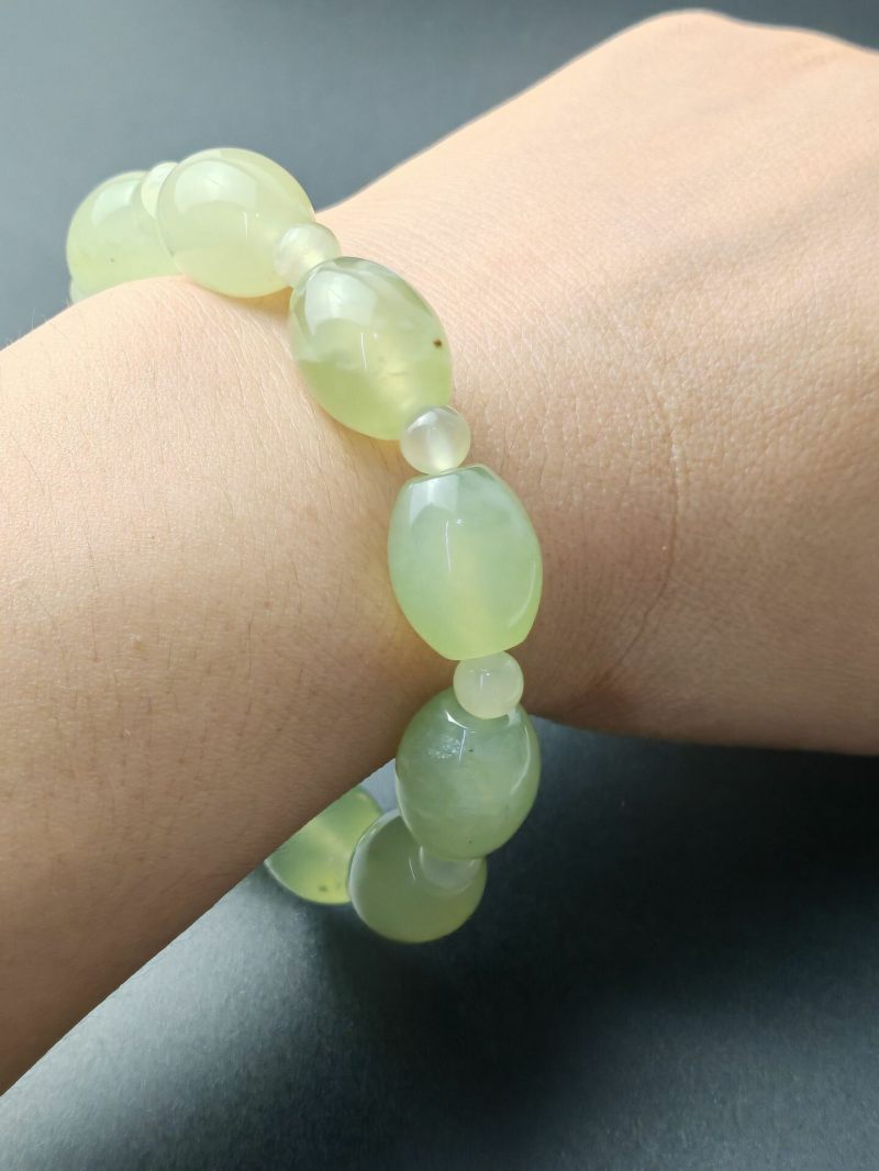 Natural Xiuyan jade bracelet for both men and women, made of ice-transparent material, in good condition, size 14×18, DIY bracelet jewelry, beaded