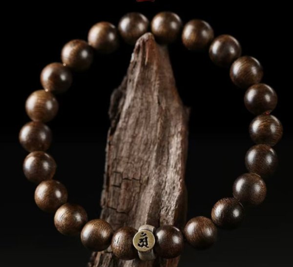 Natural agarwood bracelet, Snake Year zodiac year zodiac Buddha 925 silver Buddha bead Sandalwood bracelet