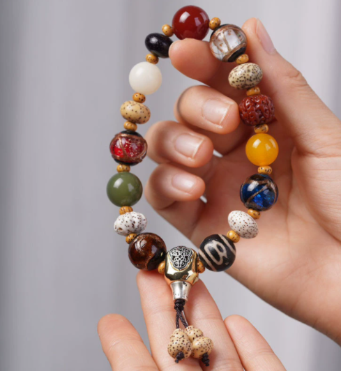 18-seed Multi-treasure Bead bracelet, Lingyin Buddhist Bead bracelet for men and women, red skin Vajra Star Moon agate multi-treasure prayer beads