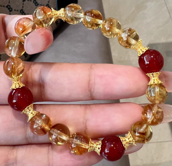 Natural yellow crystal yellow tower crystal bracelet, original design red agate bracelet, women's gift