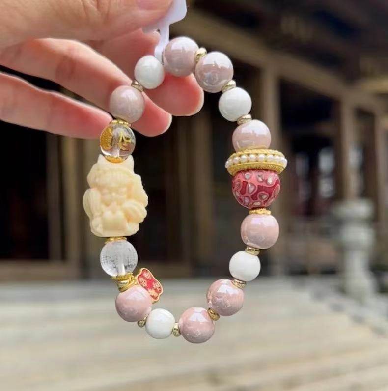 Incense ash porcelain nine-tailed fox bracelet strung with powder porcelain natural crystal Little Phoenix Nine Love Best friend bracelet