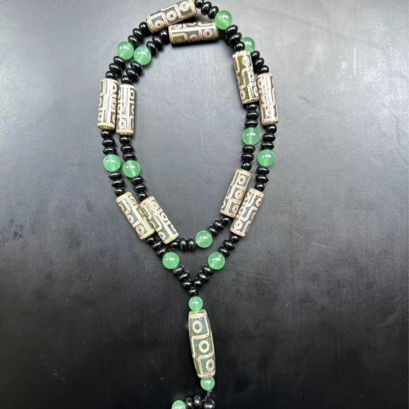Wholesale of natural agate, Tibetan-style green ghost sweater chain bottom beads, nine-eyed sky beads pendant, Bodhi Chinese style