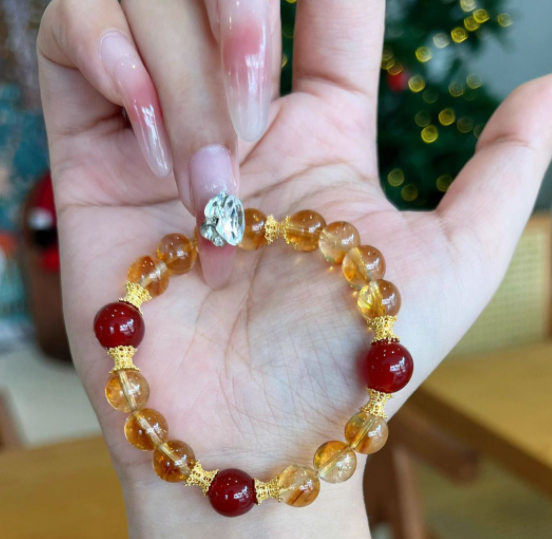 Natural yellow crystal yellow tower crystal bracelet, original design red agate bracelet, women's gift