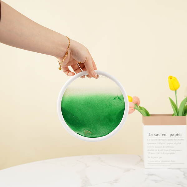 New hourglass circular 3D dynamic quicksand frame